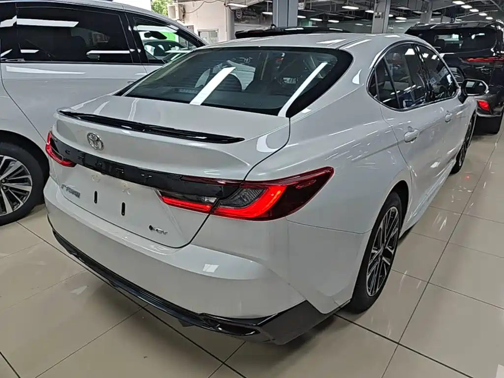 Toyota Camry 2026 2.0HSE Sport Lite