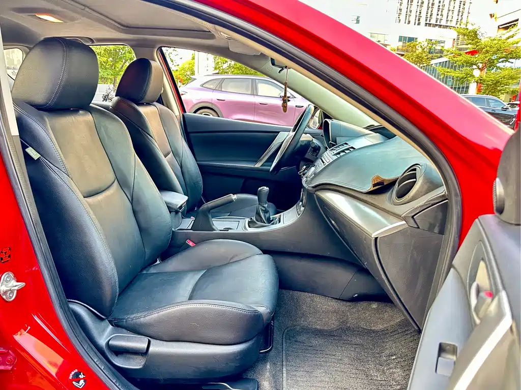 Mazda 3 (Import) — миниатюра 13