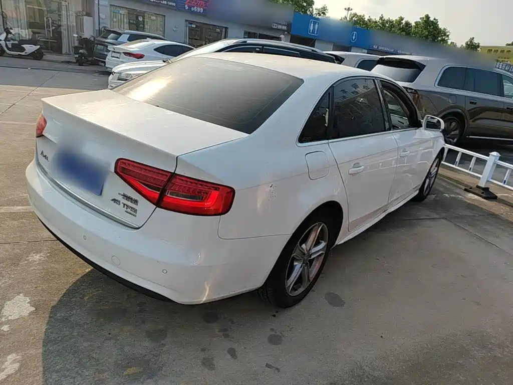 Audi A4L — миниатюра 7