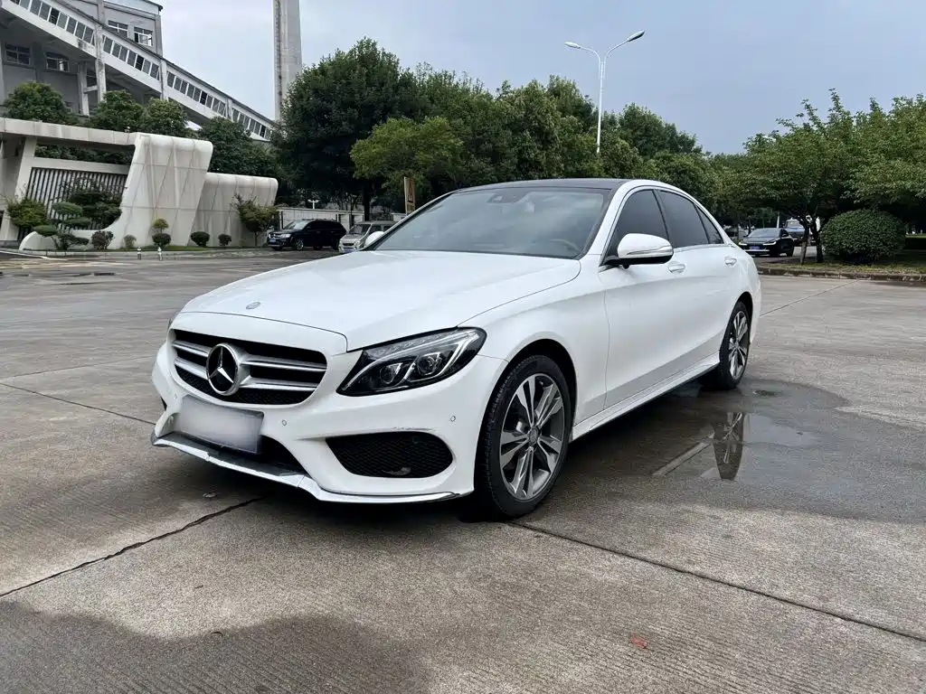 Mercedes-Benz C-Class — миниатюра 2