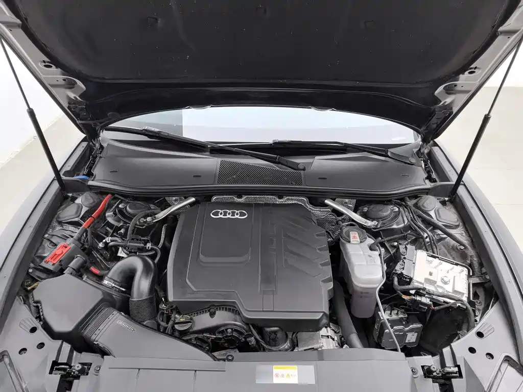 Audi A6L — миниатюра 6