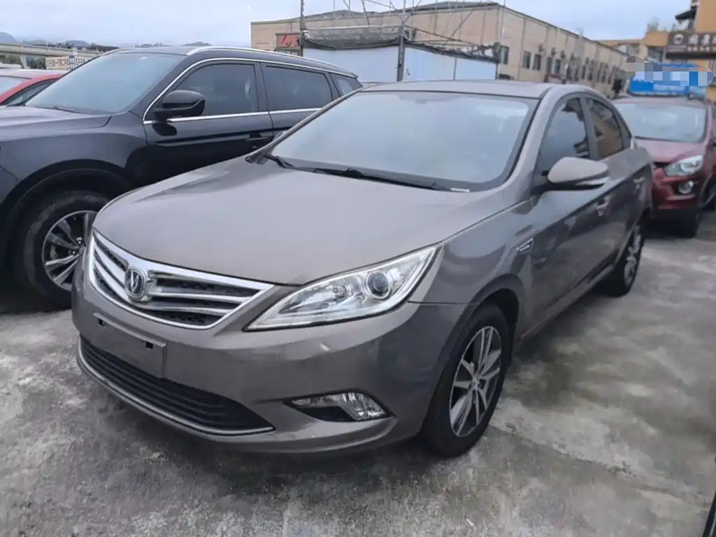 Changan Eado — миниатюра 2