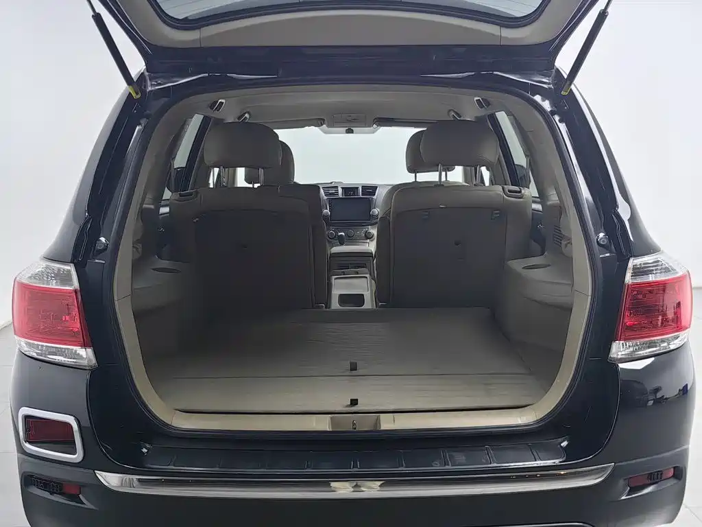 Toyota Highlander — миниатюра 16
