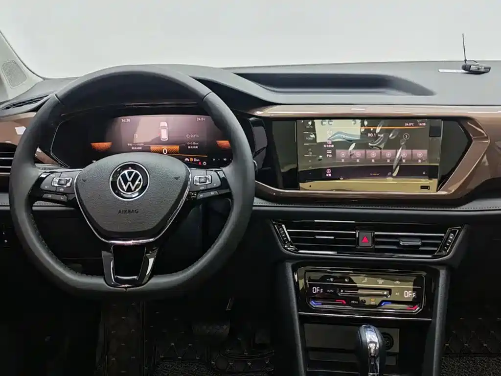 Volkswagen Tharu 2022 280TSI Comfort