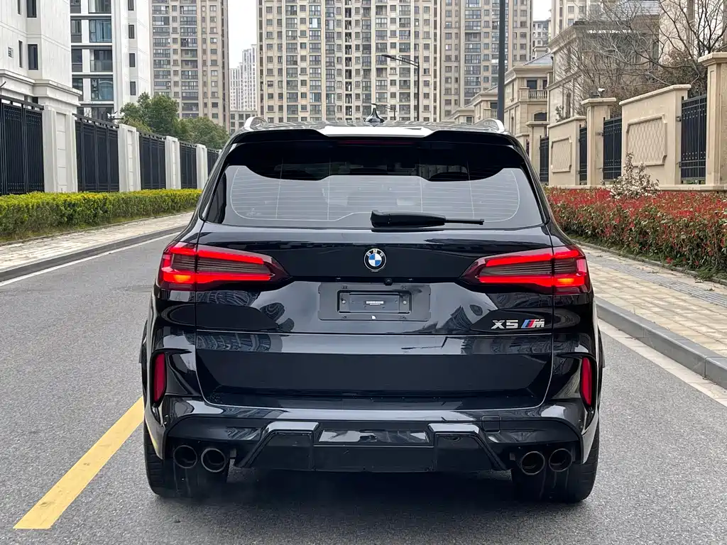 BMW X5 M