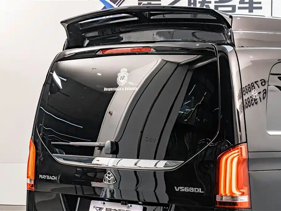 MERCEDES-BENZ V CLASS