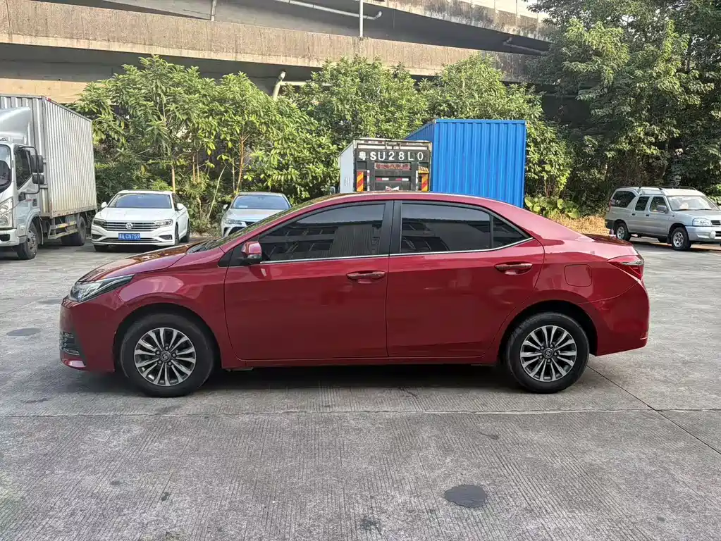 Toyota Corolla — миниатюра 8