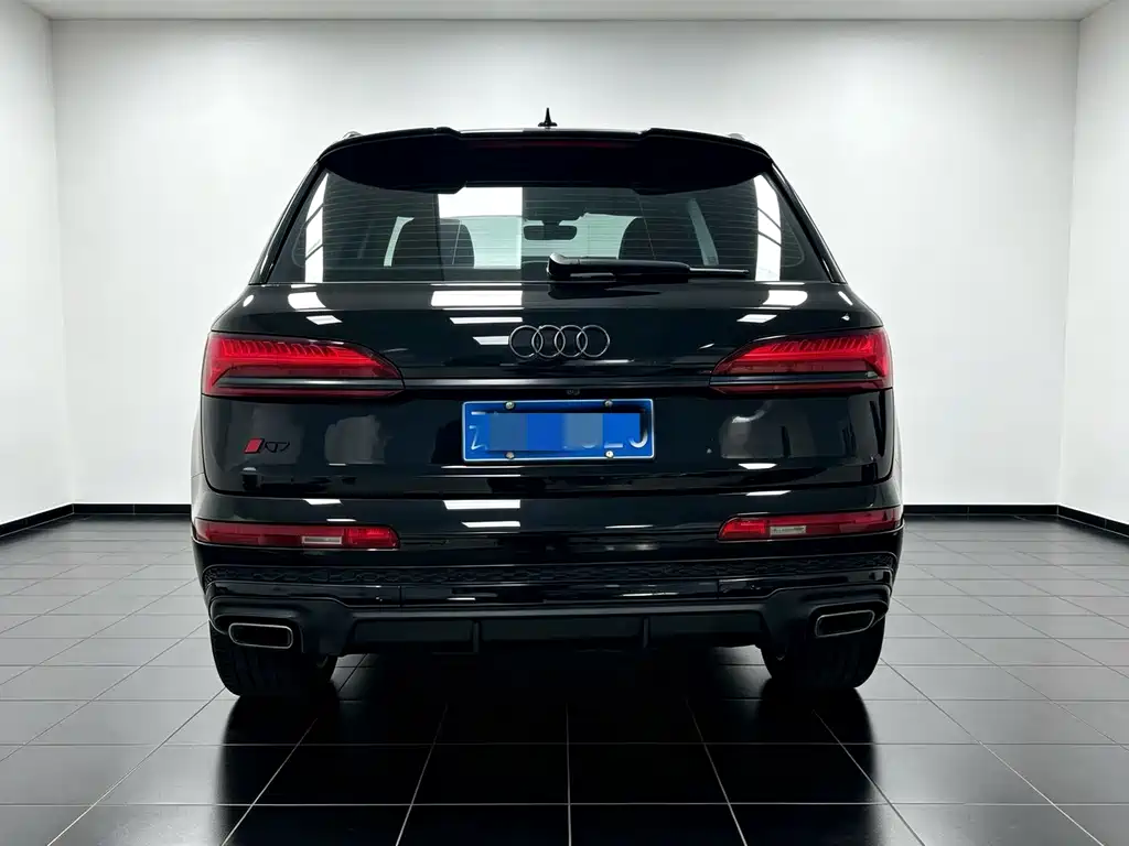 Audi Q7 — миниатюра 5