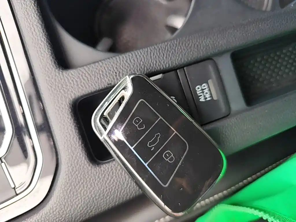 Volkswagen CC — миниатюра 9