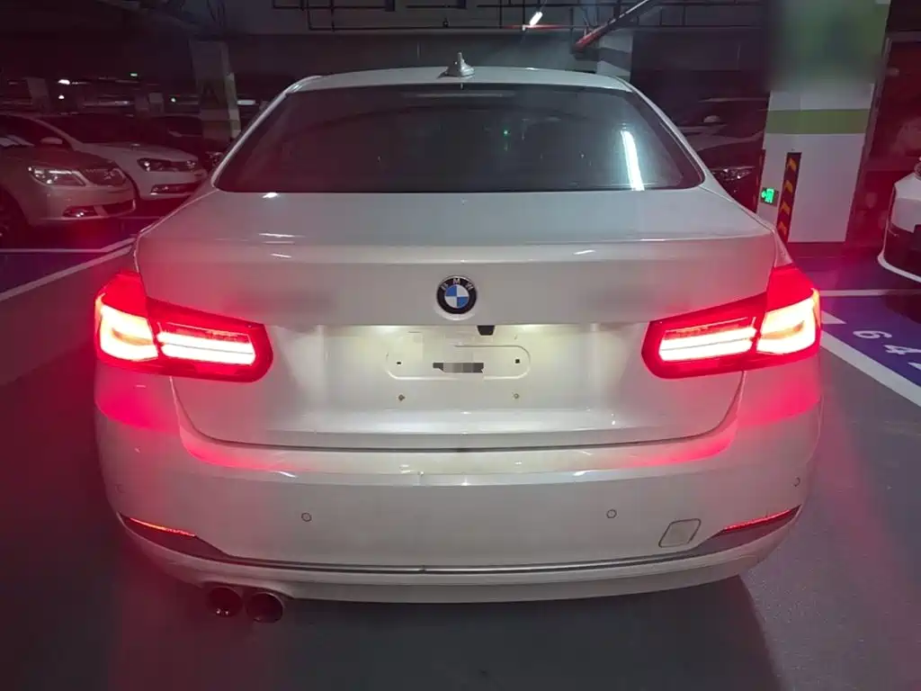 BMW 3 Series — миниатюра 6