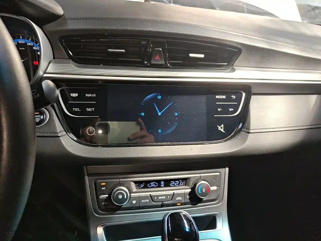 Geely Emgrand — миниатюра 13