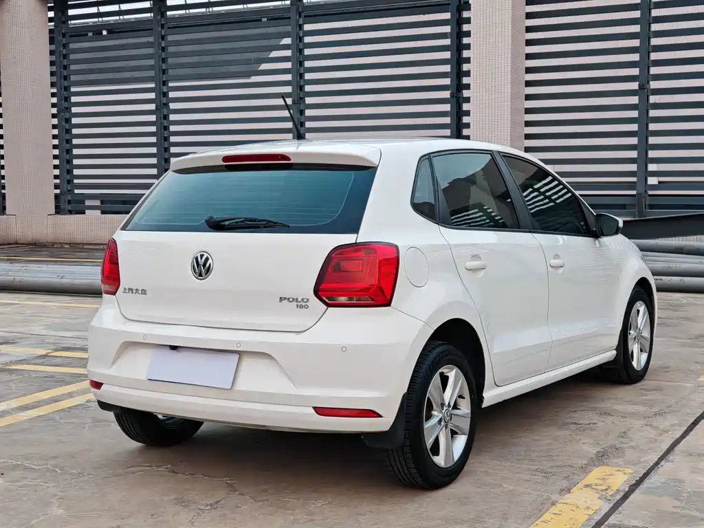 Volkswagen Polo — миниатюра 7