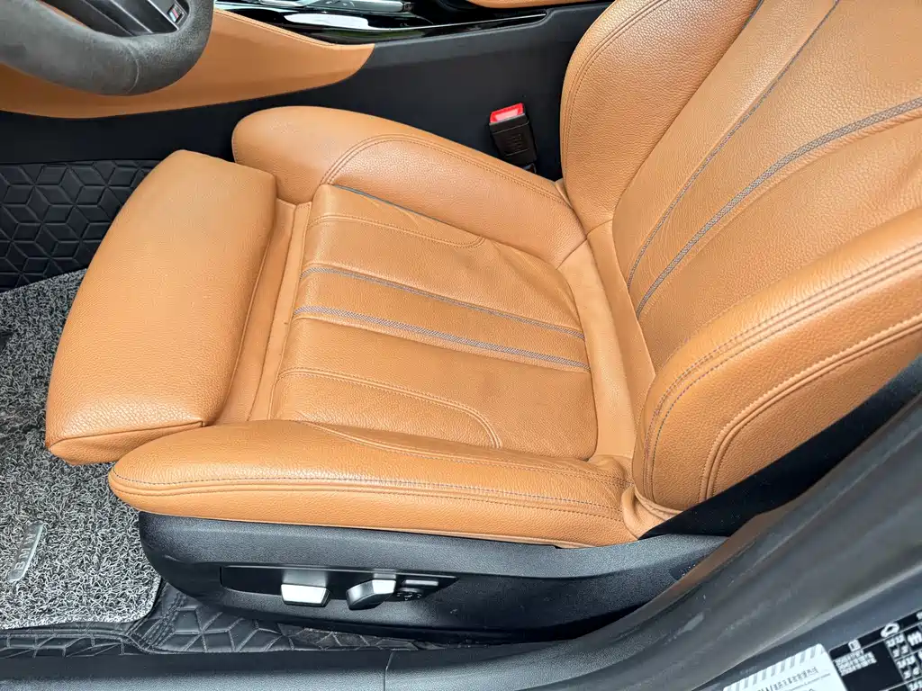 BMW 5 Series (Import) — миниатюра 18