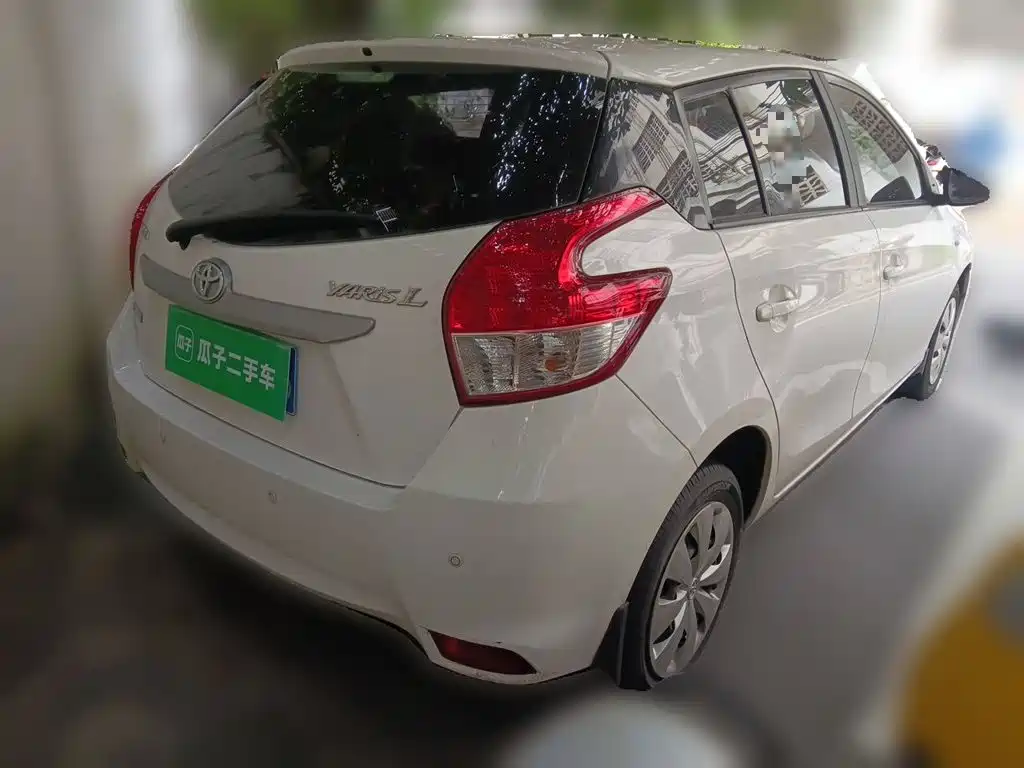 Toyota Yaris L — миниатюра 4