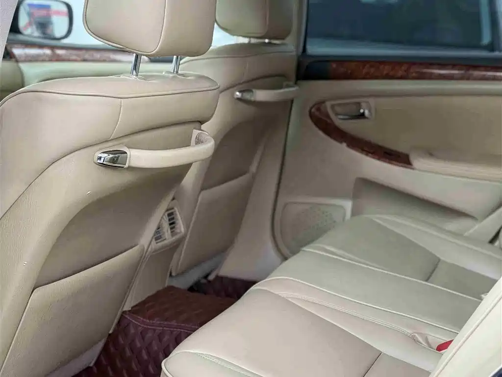 Toyota Crown 2005 3.0L Royal Saloon