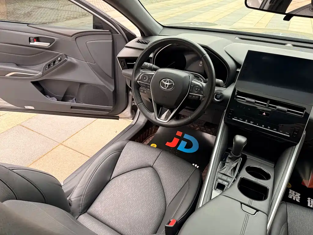 Toyota Avalon — миниатюра 21