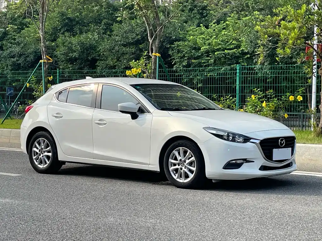 Mazda 3 Axela — миниатюра 5