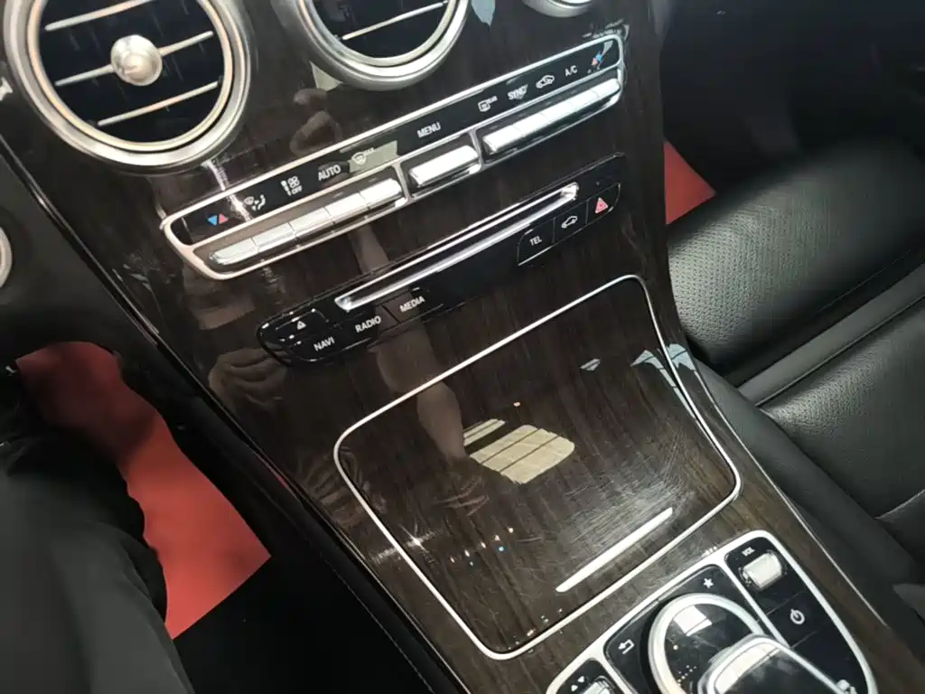 Mercedes-Benz GLC 2018 GLC 260 4MATIC