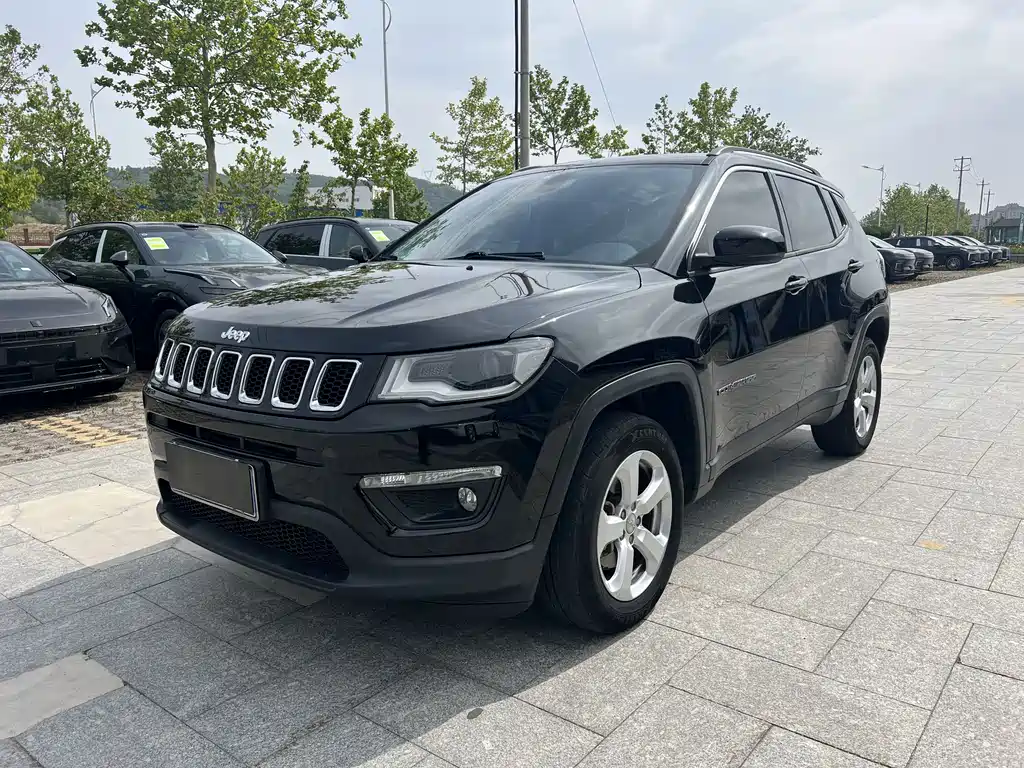 Купить Jeep Compass