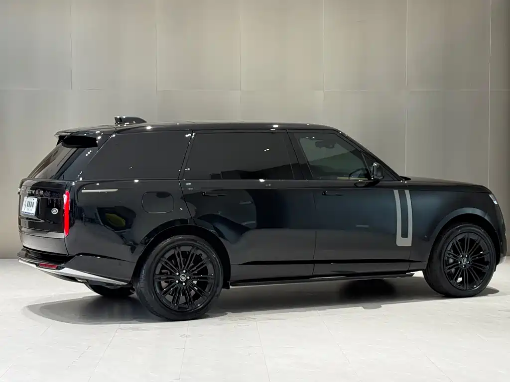 Land Rover Range Rover 2023 3.0 L6 400PS мест Long Wheelbase
