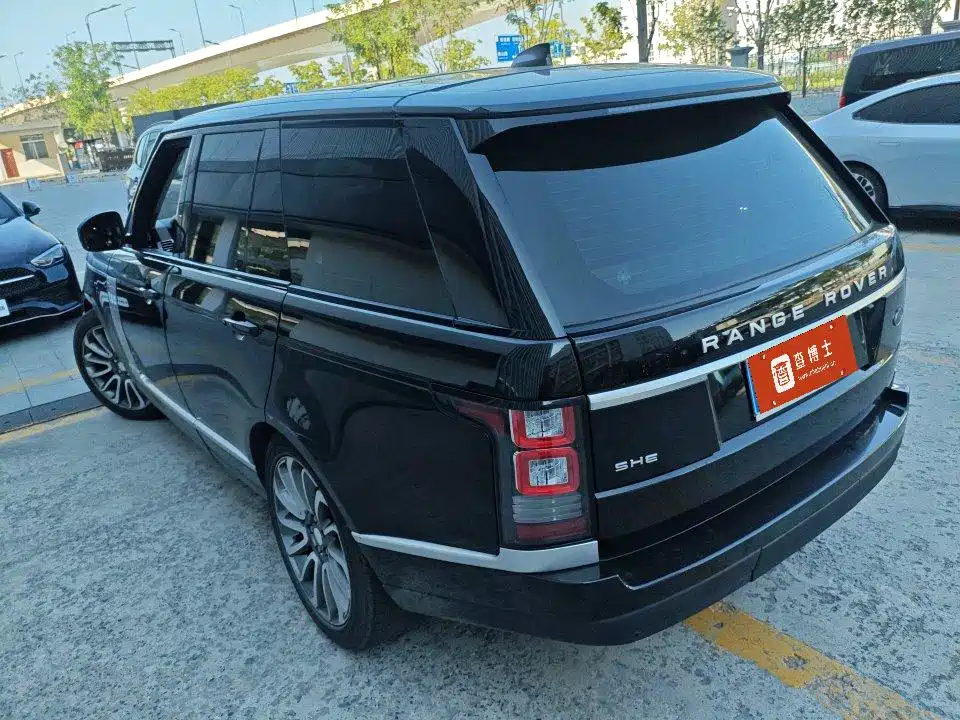 Land Rover Range Rover — миниатюра 5
