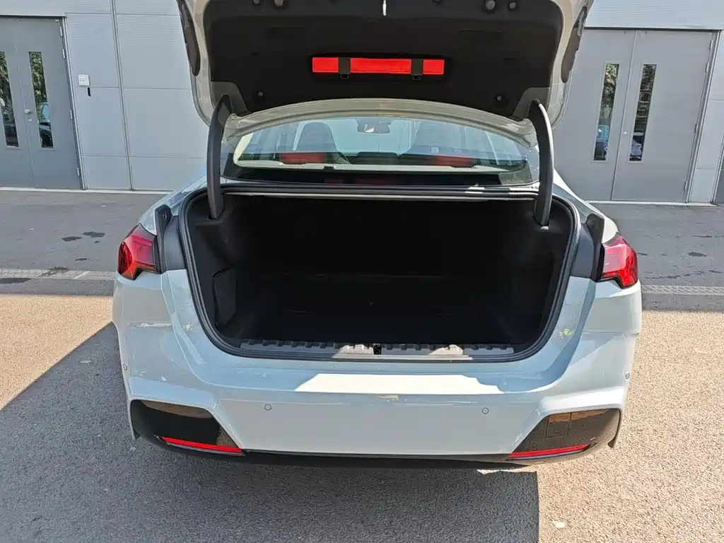 BMW 2 Series — миниатюра 16