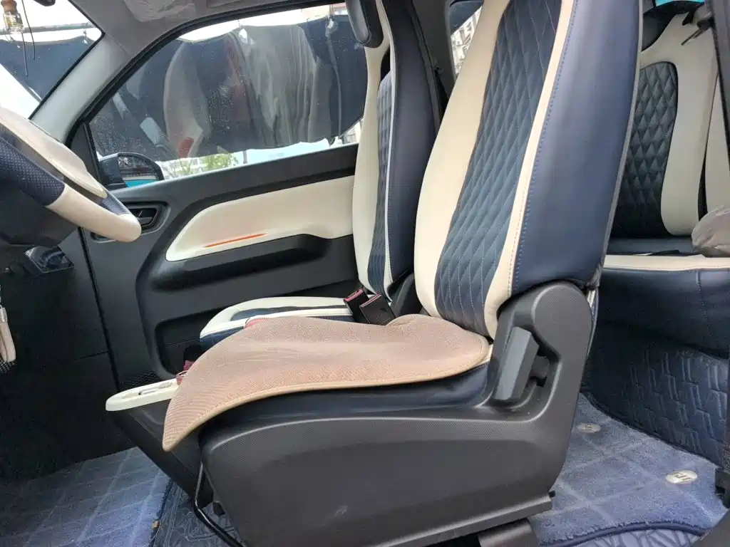 Wuling MINIEV — миниатюра 16