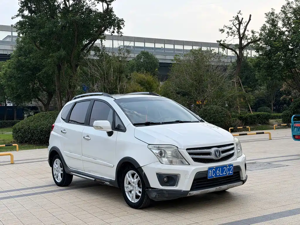 Changan CX20 — миниатюра 3