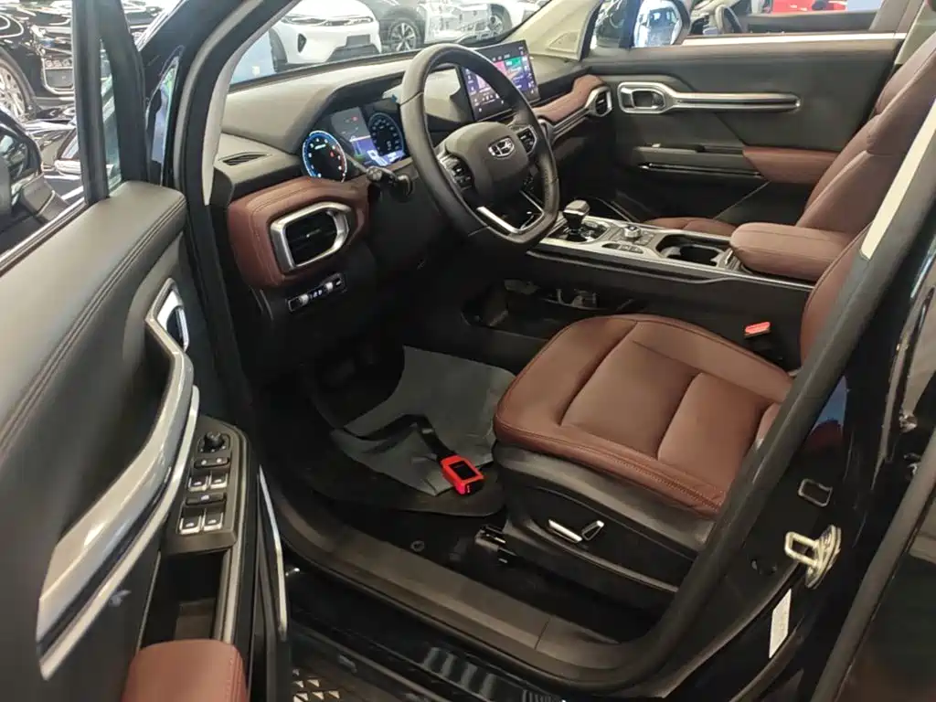 Geely Haoyue — миниатюра 16