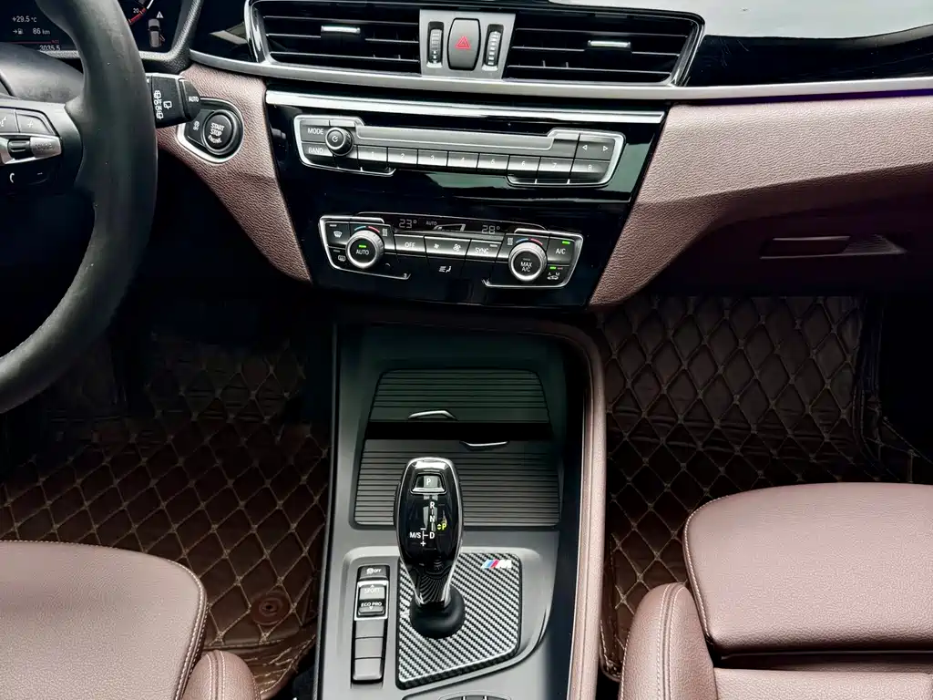 BMW X1 — миниатюра 14
