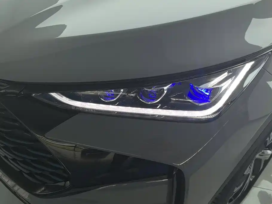 BYD Tang New Energy — миниатюра 5