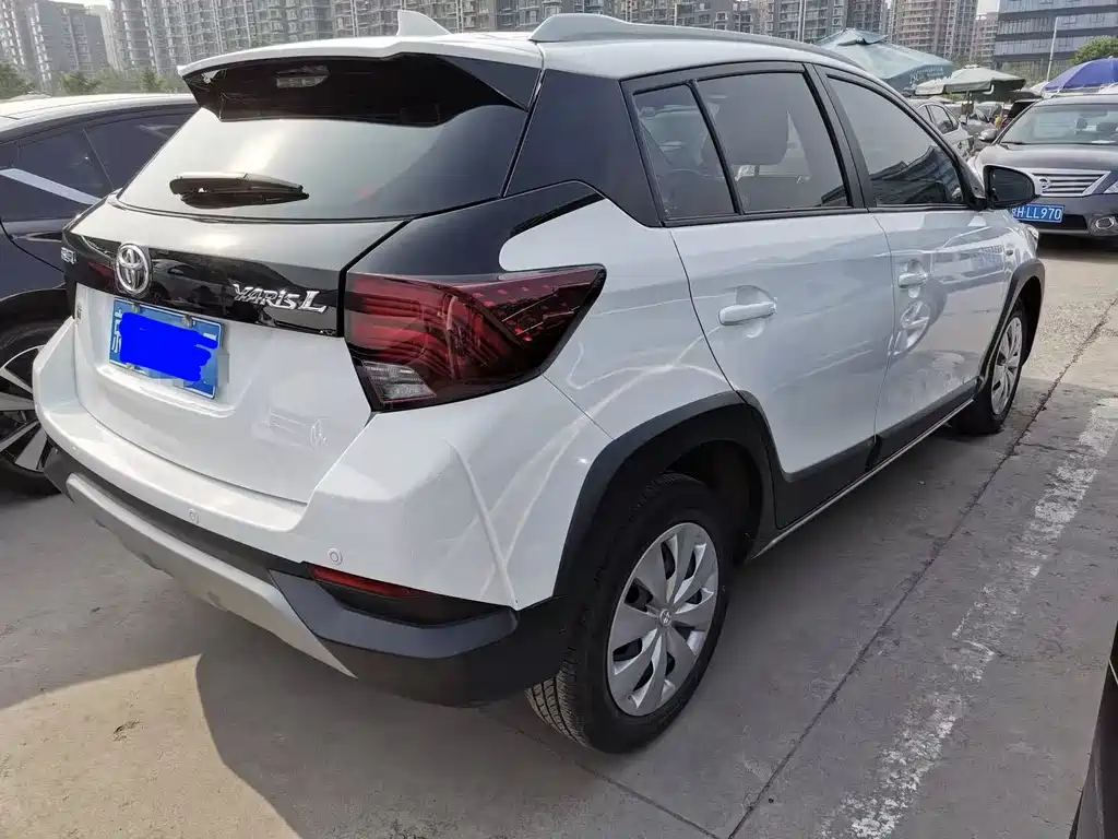 Toyota Yaris L — миниатюра 13