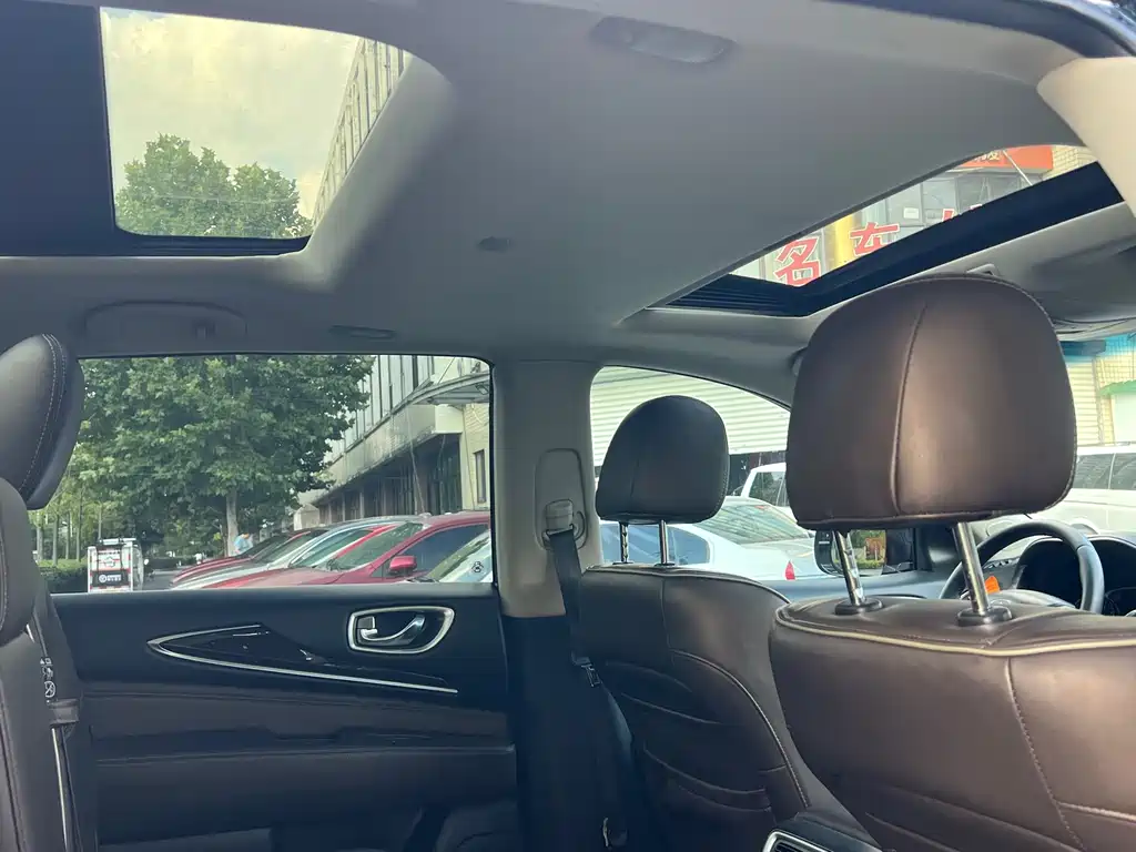 Infiniti QX60 (Import) — миниатюра 17