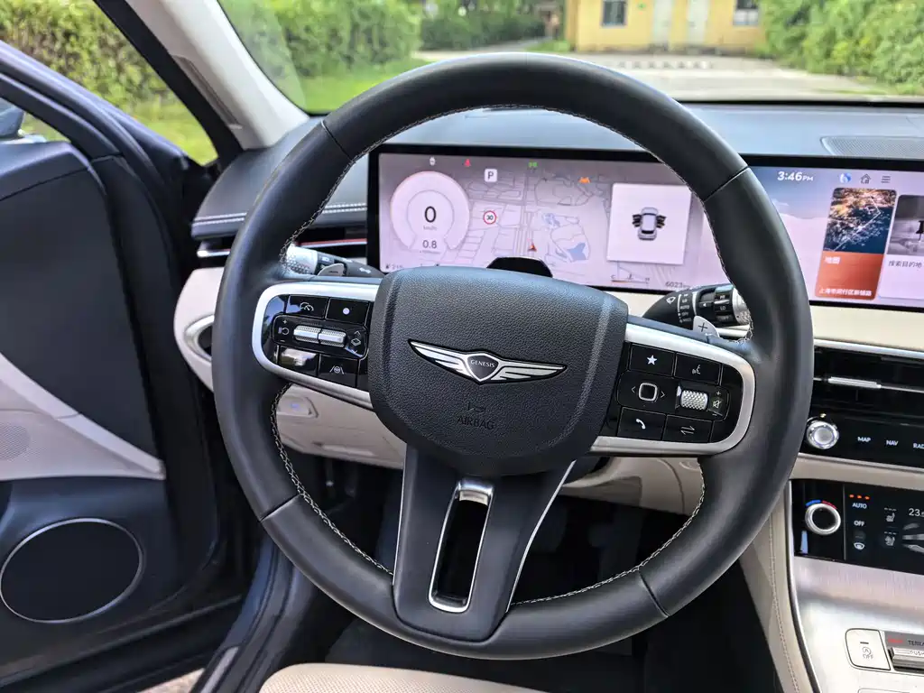 Genesis GV70 — миниатюра 11