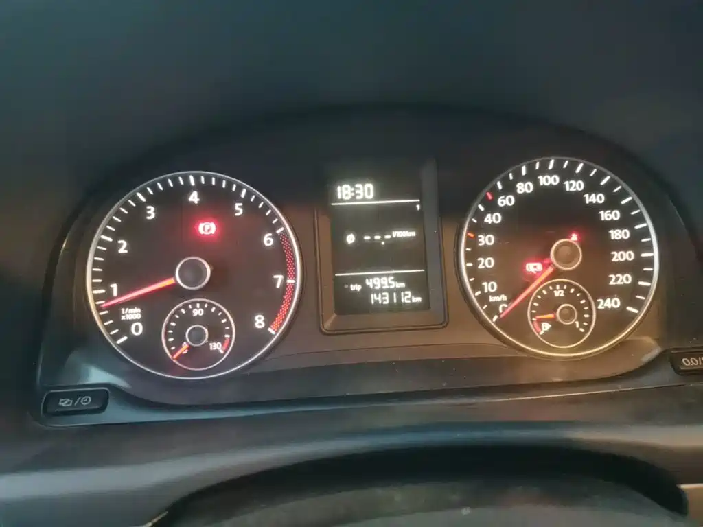 Volkswagen Touran — миниатюра 12