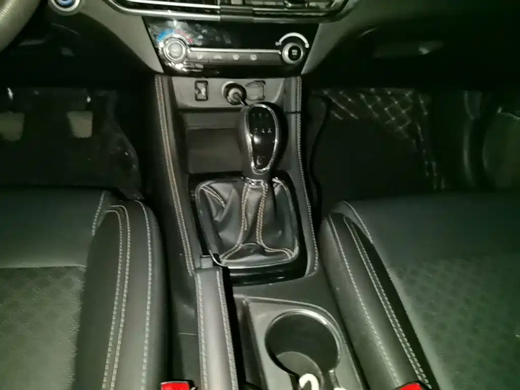 Changan Eado — миниатюра 14