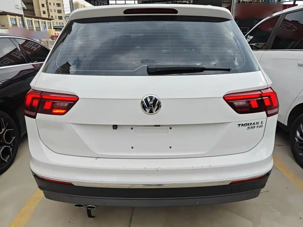 Volkswagen Tiguan L L 2017 330TSI AT Comfort