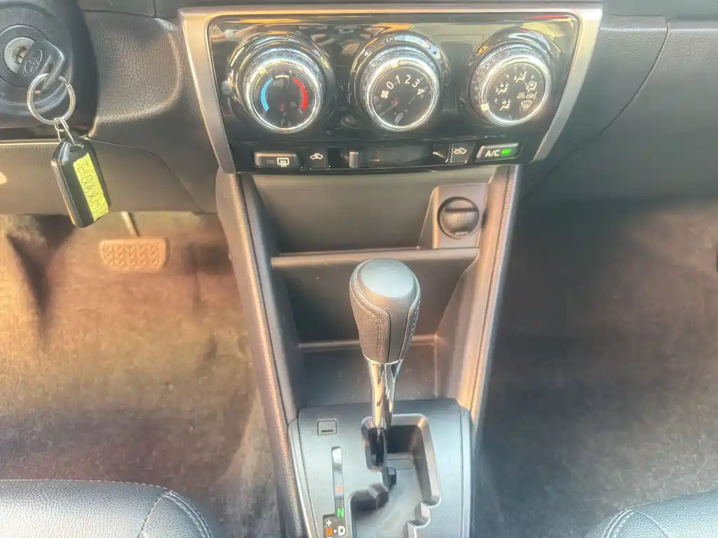 TOYOTA YARIS L ZHIXUAN