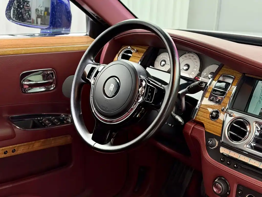 Rolls-Royce Ghost — миниатюра 14
