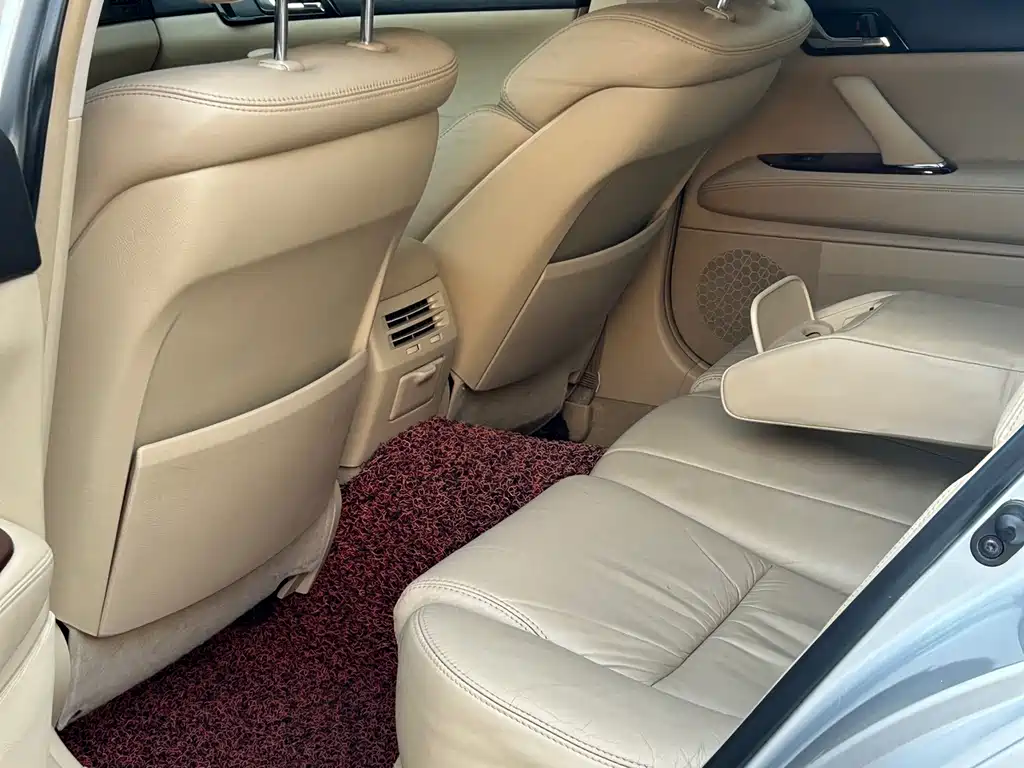 Toyota Reiz — миниатюра 16