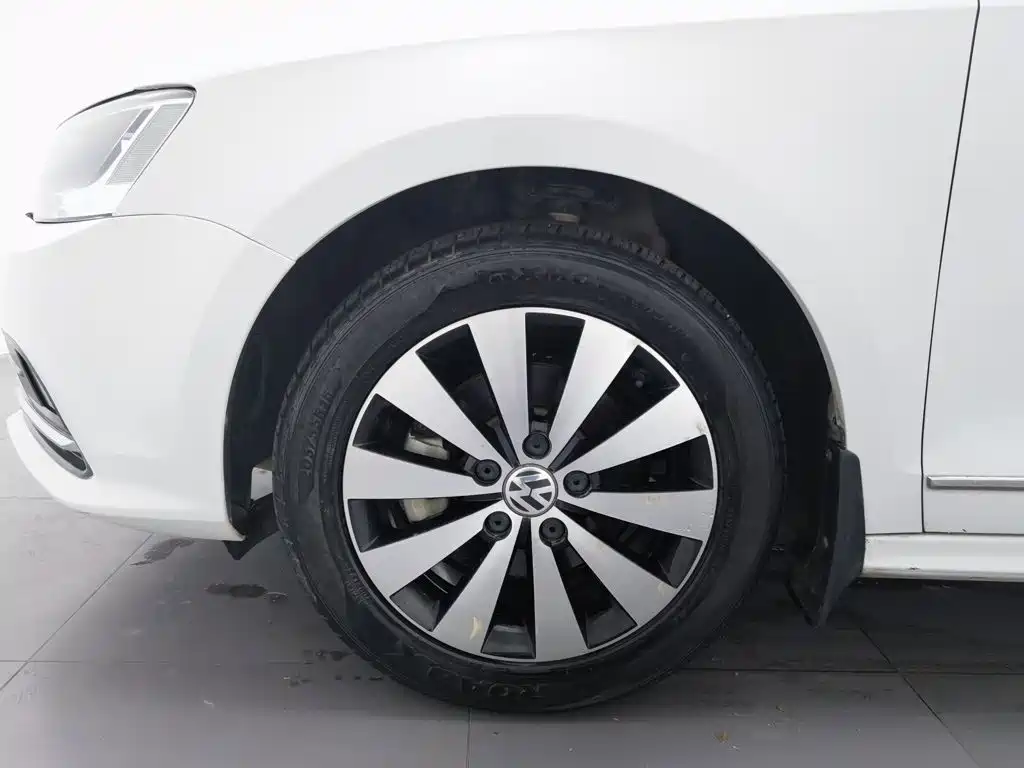 Volkswagen Sagitar — миниатюра 17