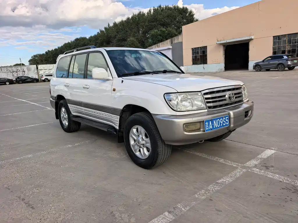 Toyota Land Cruiser — миниатюра 3