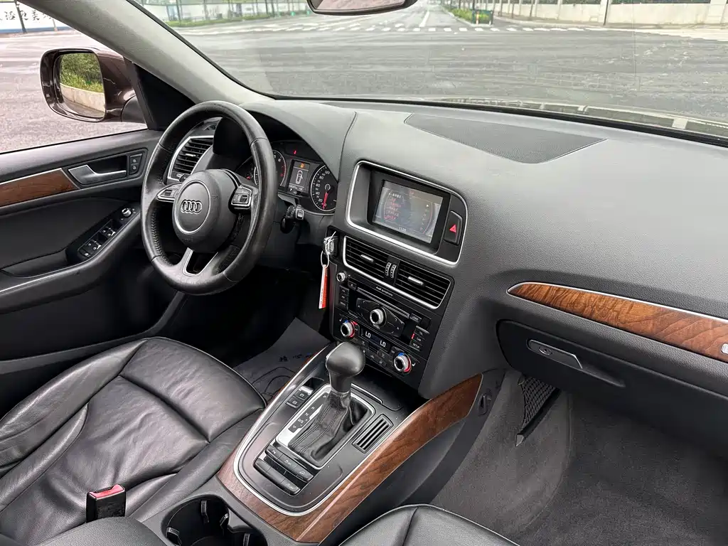 Audi Q5 — миниатюра 13