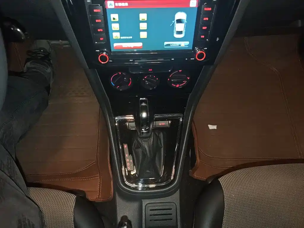 Volkswagen C-Trek — миниатюра 15