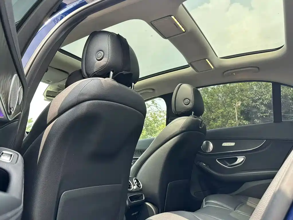 Mercedes-Benz C-Class — миниатюра 10