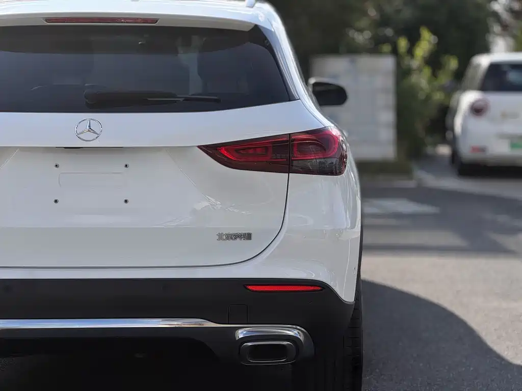 Mercedes-Benz GLA — миниатюра 31