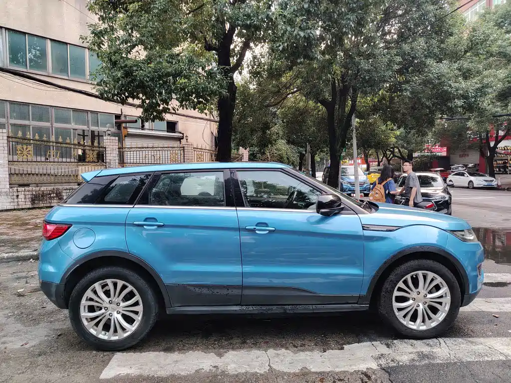 Landwind Landwind X7 — миниатюра 9
