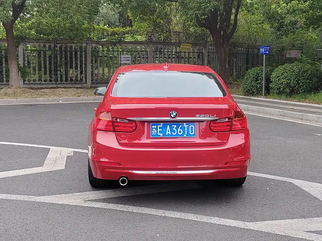 BMW 3 Series — миниатюра 8