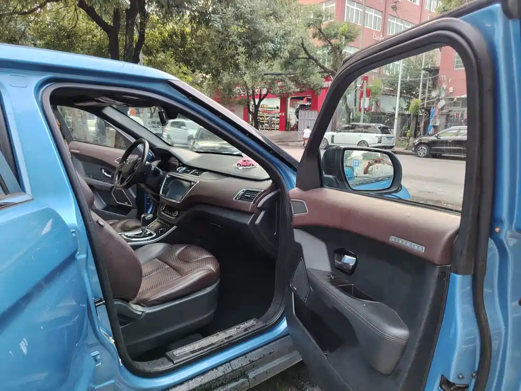 Landwind Landwind X7 — миниатюра 5