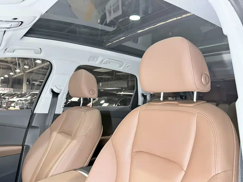 Audi Q7 — миниатюра 10